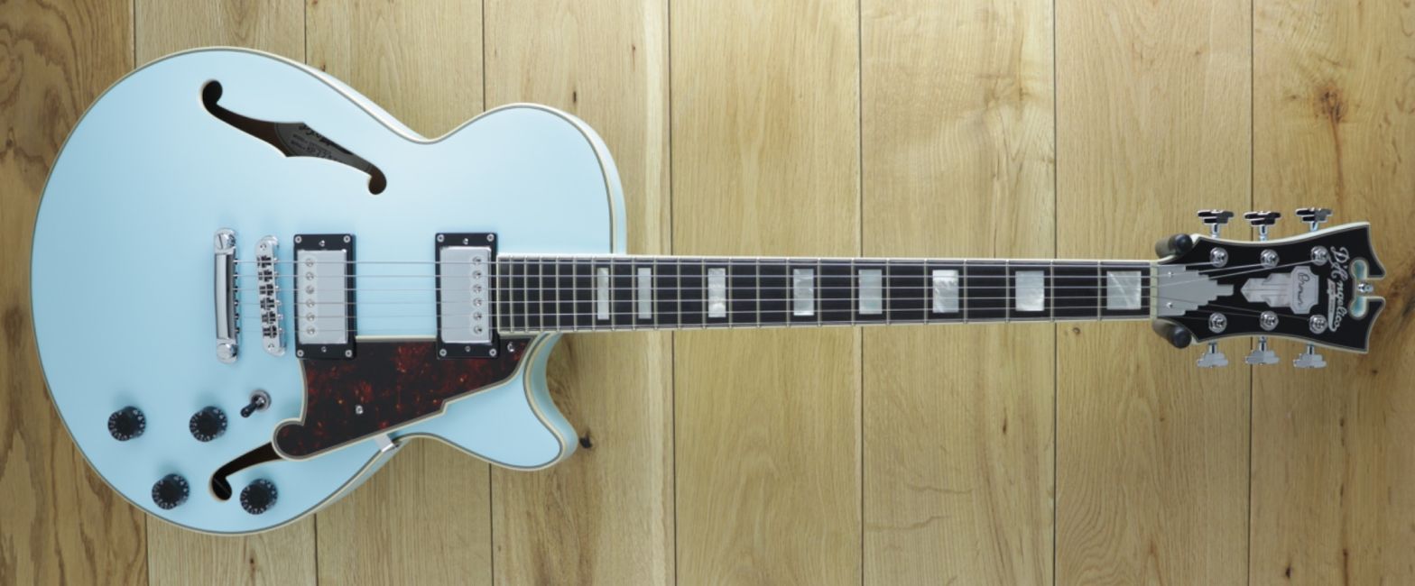 D Angelico Premier SS Sky Blue KP220669 Coda Music