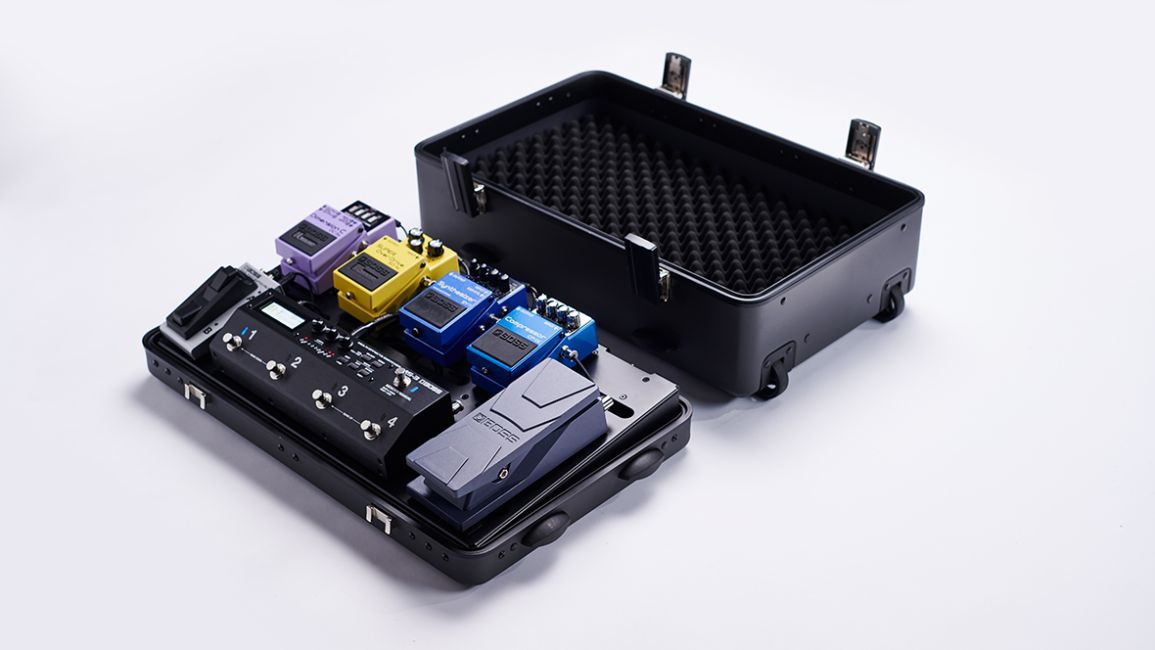Boss 1000 pedal outlet