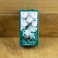 Earthquaker Devices The Depths Vibrato V2