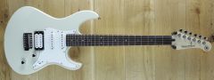 Yamaha Pacifica 112V Rosewood Vintage White With Remote Lesson
