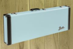 Fender  Classic Series Wood Case - Strat/TeleSonic Blue