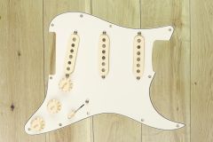 Fender Custom Shop Texas Special  Pre-Wired Strat Pickguard,Parchment 11 Hole 