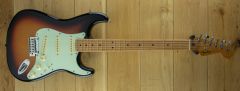 Fender Player Plus Strat, Maple Fingerboard, 3-Color Sunburst ~ Secondhand