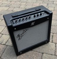 Fender Mustang 1 V2 ~ Secondhand