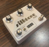 Silktone Fuzz White ~ Secondhand